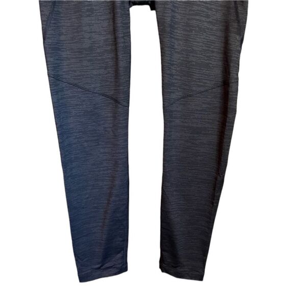 Outdoor voices grey leggings. Size medium.‎ - Picture 7 of 8